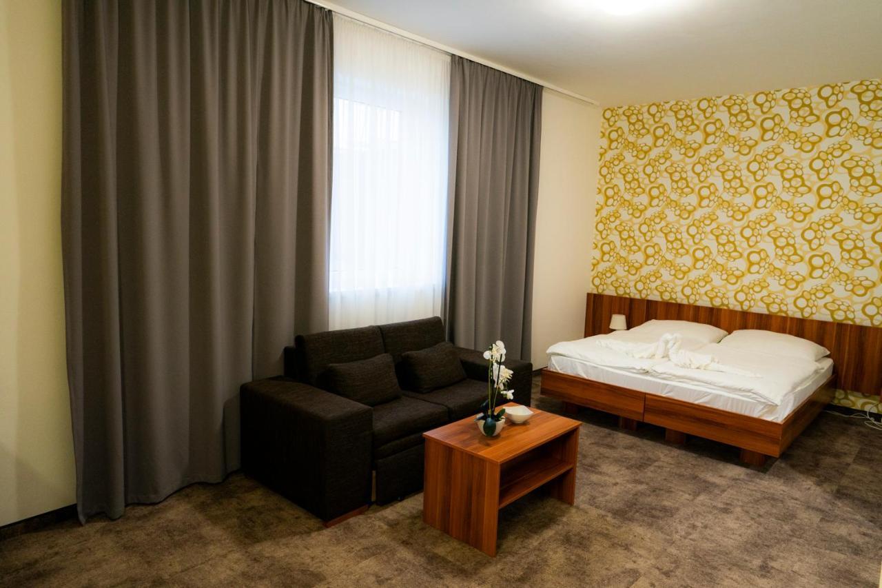 Hotel Ring Orechová Potôň Exteriér fotografie
